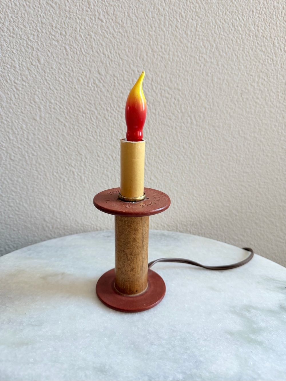 Wood Spool Electric Candle Lamp with Red-Yellow Flame